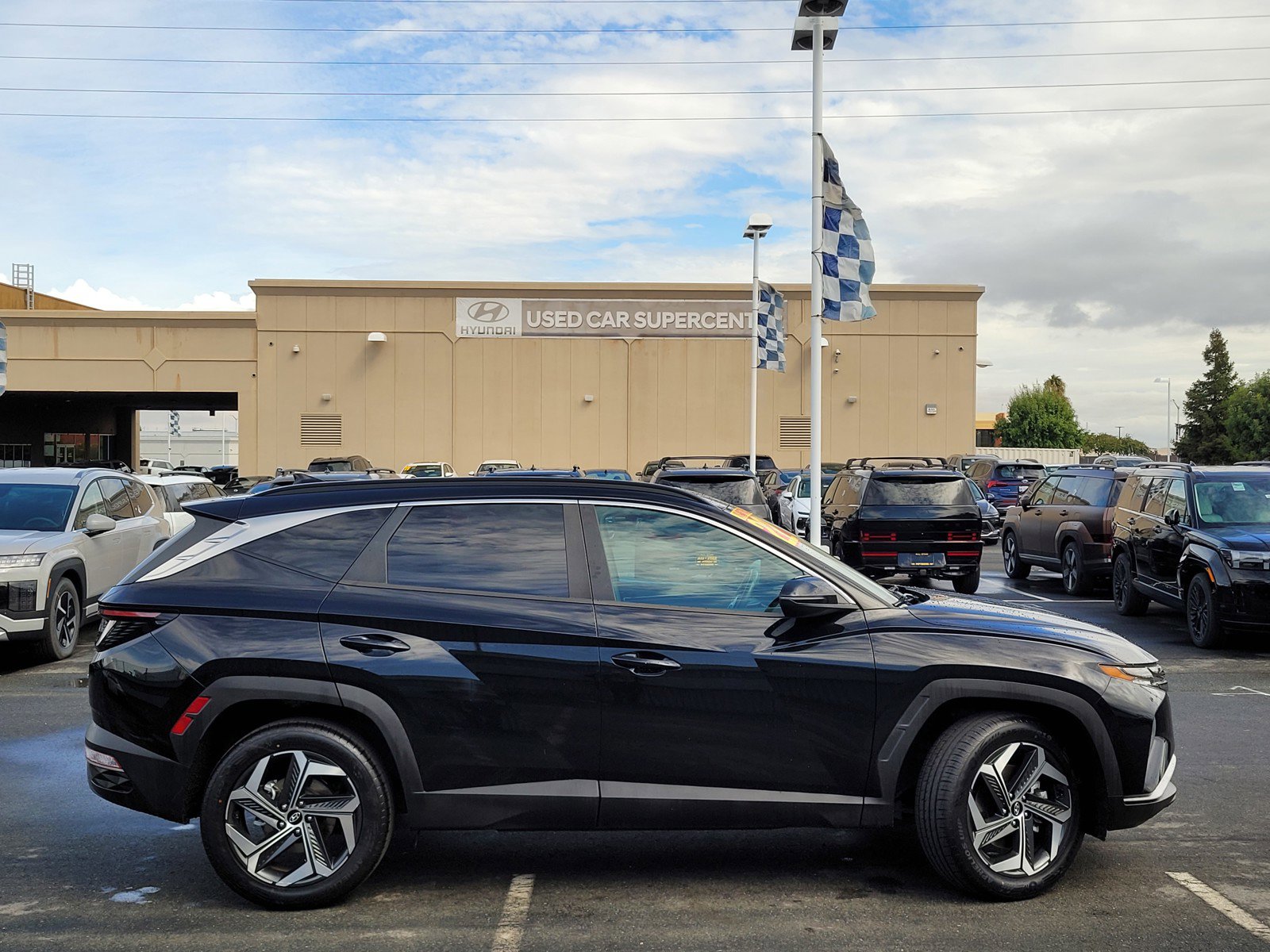 2022 Hyundai Tucson SEL photo 2