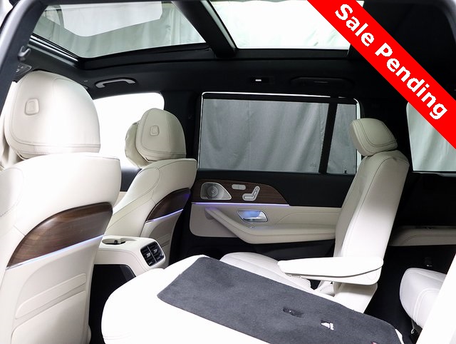 2025 Mercedes Benz GLS 450 4MATIC photo 13