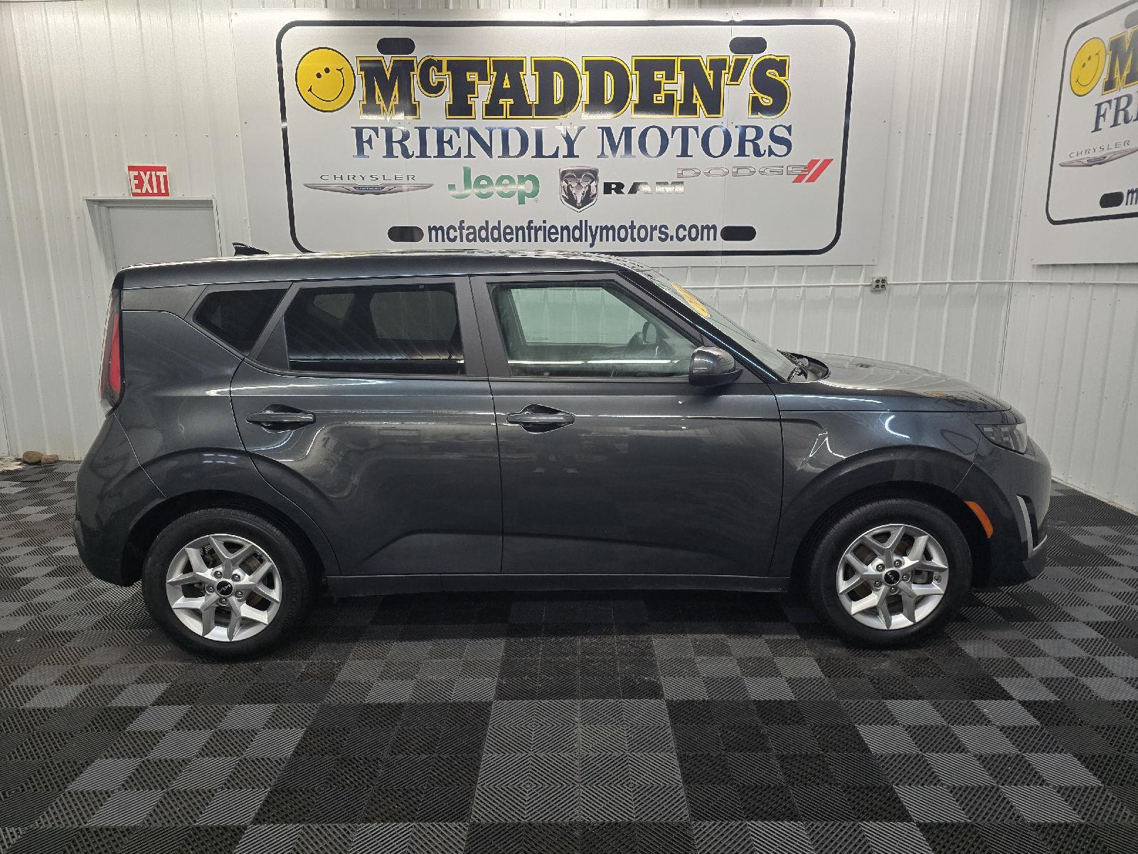 2024 Kia Soul LX's photo