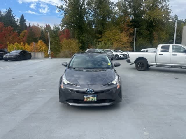 2018 Toyota Prius Four photo 2