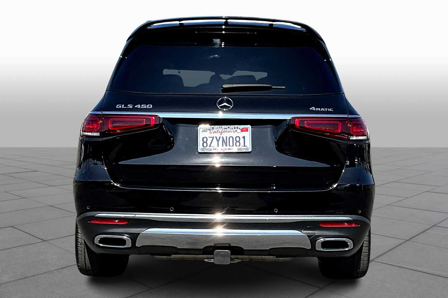 2022 Mercedes Benz GLS 450 4MATIC photo 4