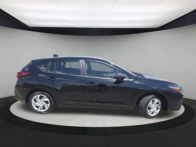 2025 Subaru Impreza Base photo 9