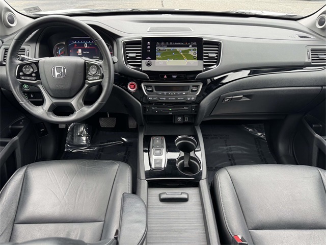 2019 Honda Pilot Touring photo 17