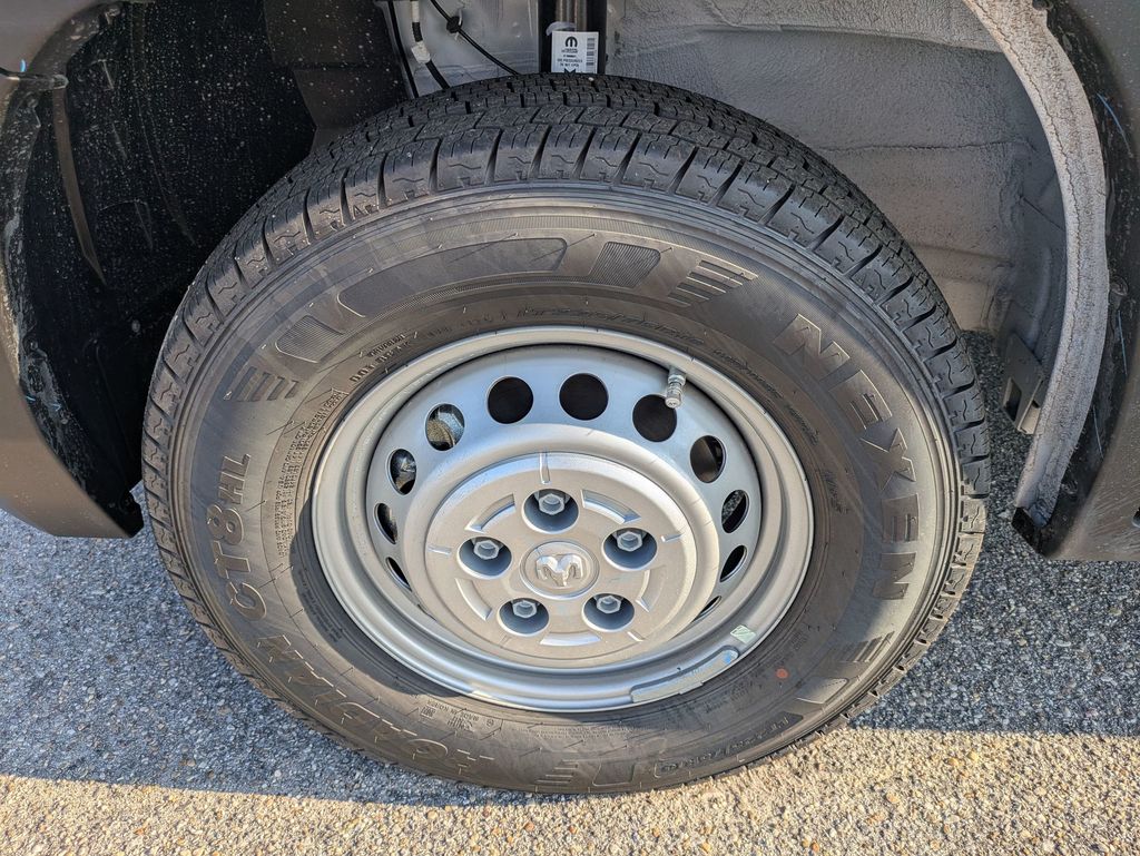 2025 Ram ProMaster 2500 photo 8