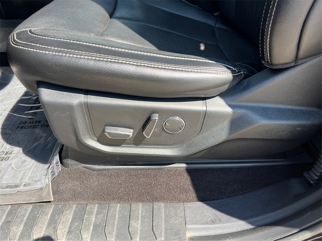 2018 Ford F-150 Lariat photo 18