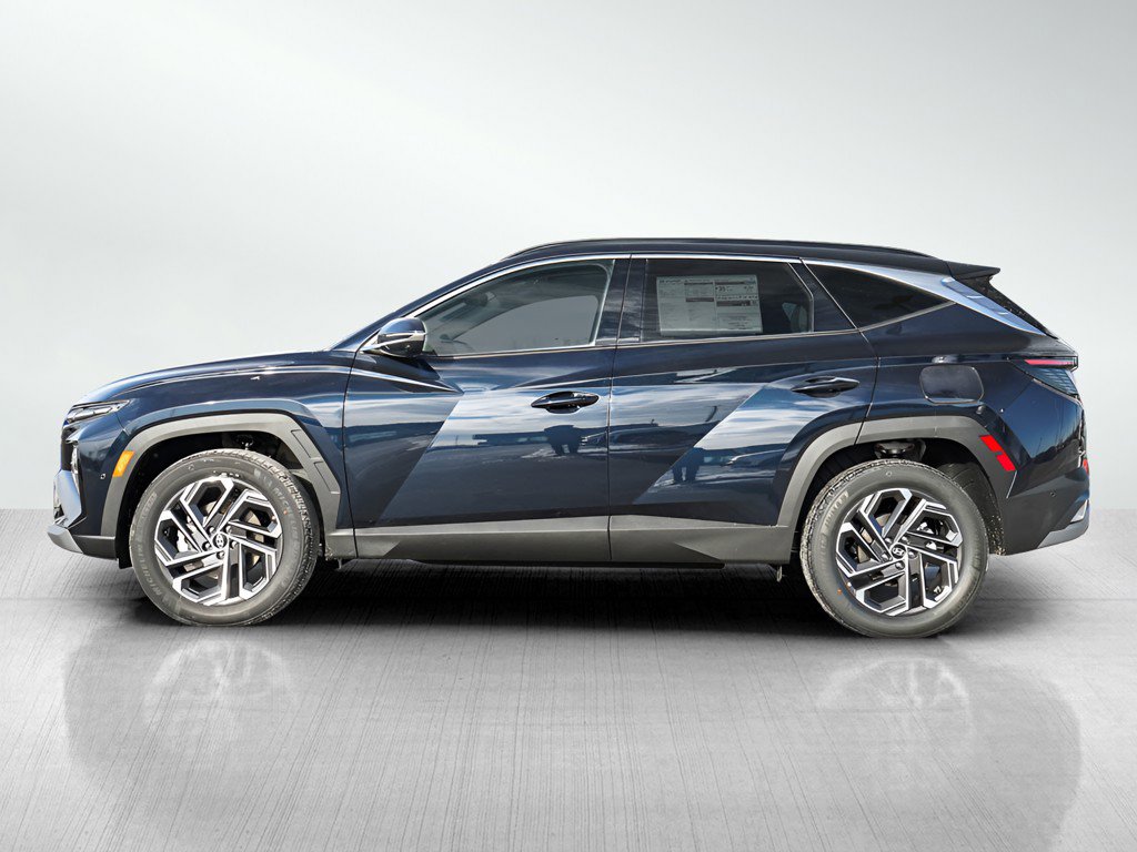 2025 Hyundai Tucson Hybrid Limited photo 3