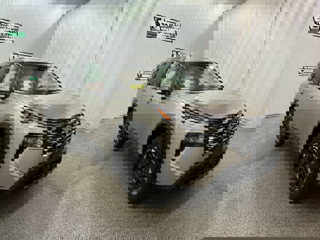 2026 Nissan Rogue SV's photo