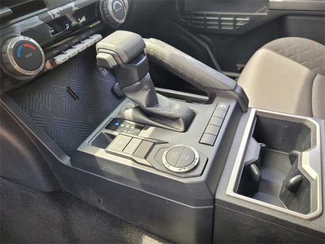2024 Toyota Tacoma SR5 photo 18