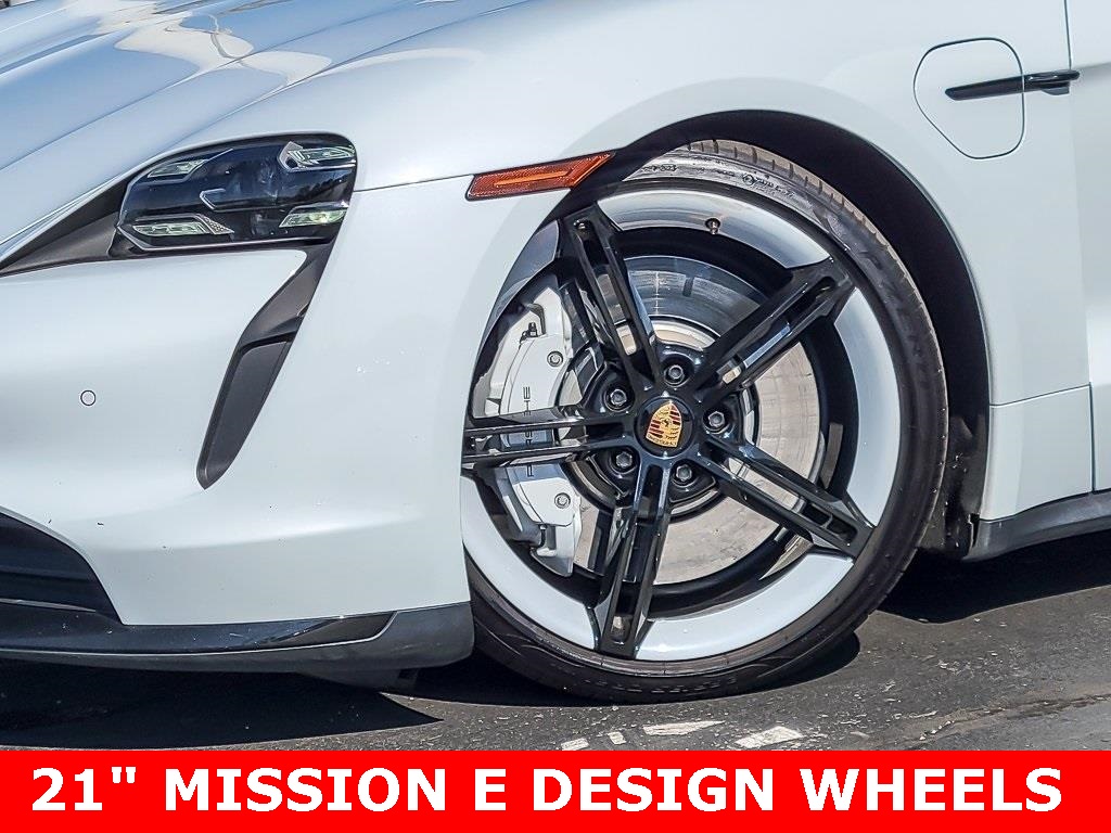 2022 PORSCHE TAYCAN - Image 2