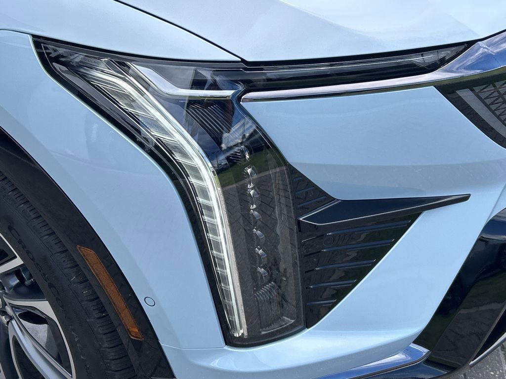 2025 Cadillac Optiq Sport photo 7