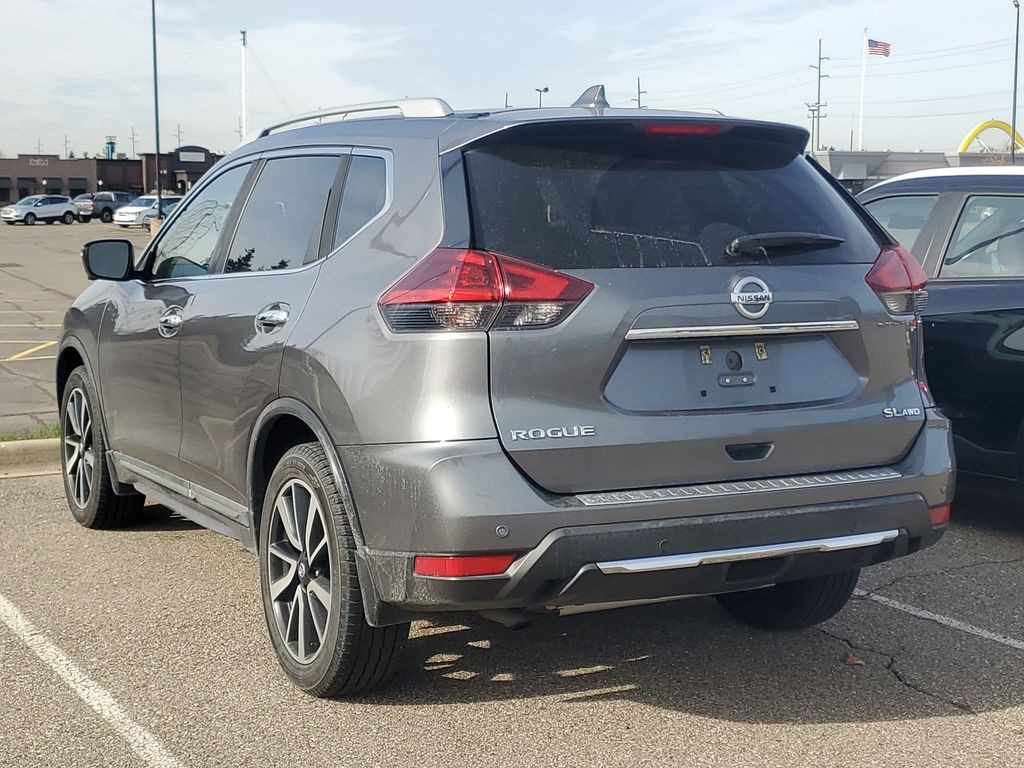 2020 Nissan Rogue SL photo 3