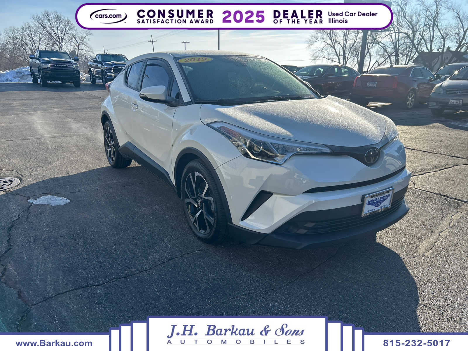 2019 Toyota C-HR XLE's photo