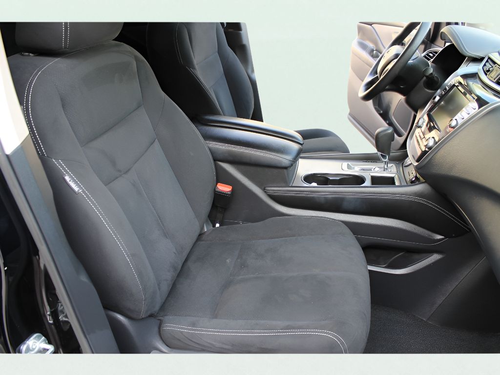 2023 Nissan Murano S photo 11