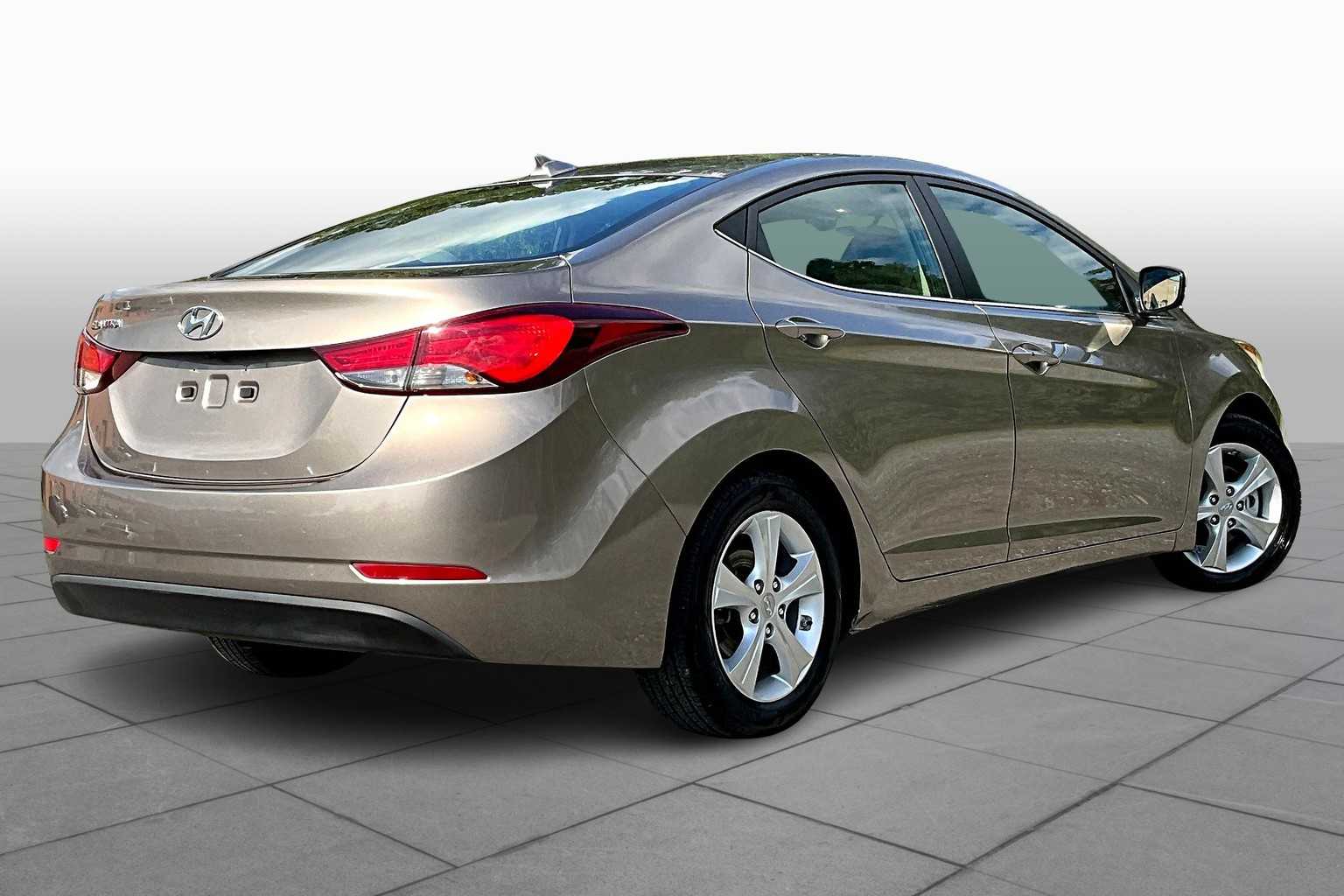 2016 Hyundai Elantra Value Edition photo 12