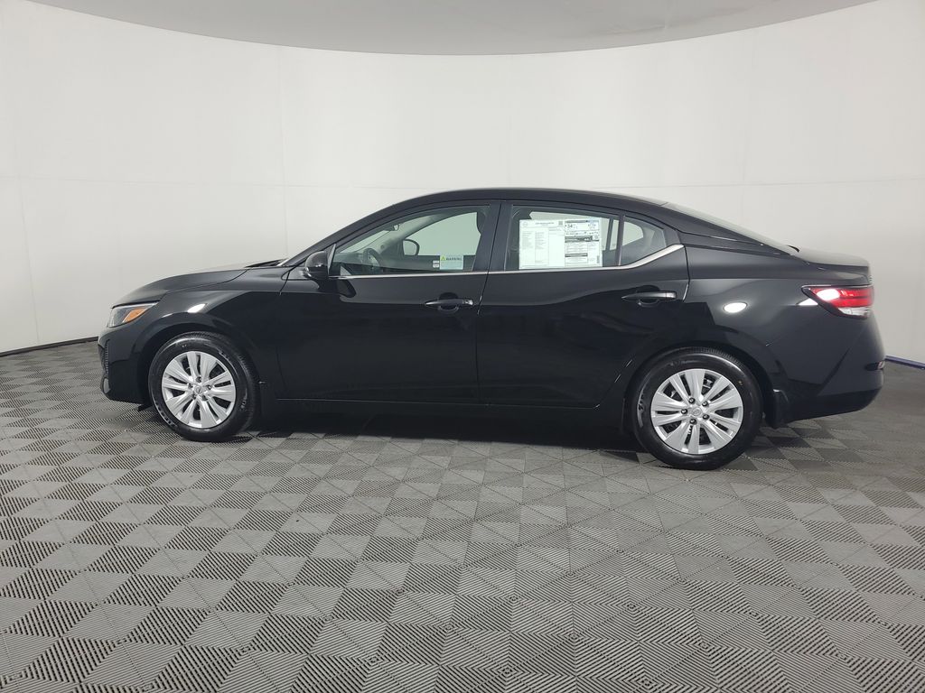 2025 Nissan Sentra S photo 7