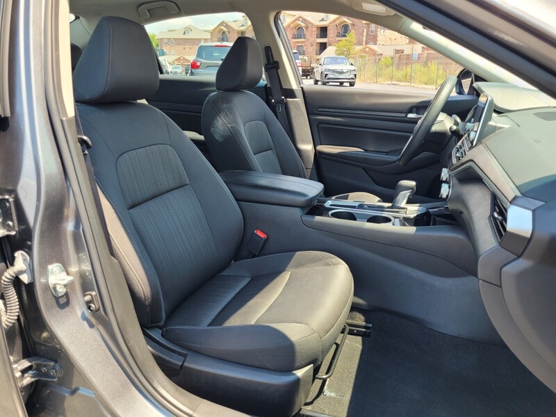 2024 Nissan Altima 2.5 SV photo 14