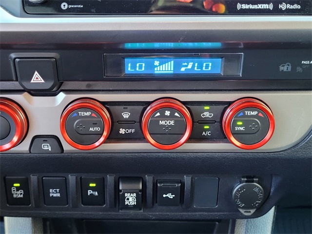 2022 Toyota Tacoma SR5 V6 photo 24