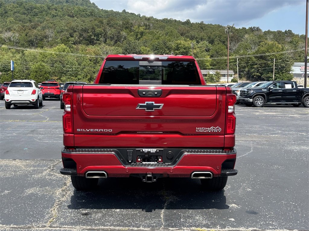 2024 Chevrolet Silverado 1500 High Country photo 8