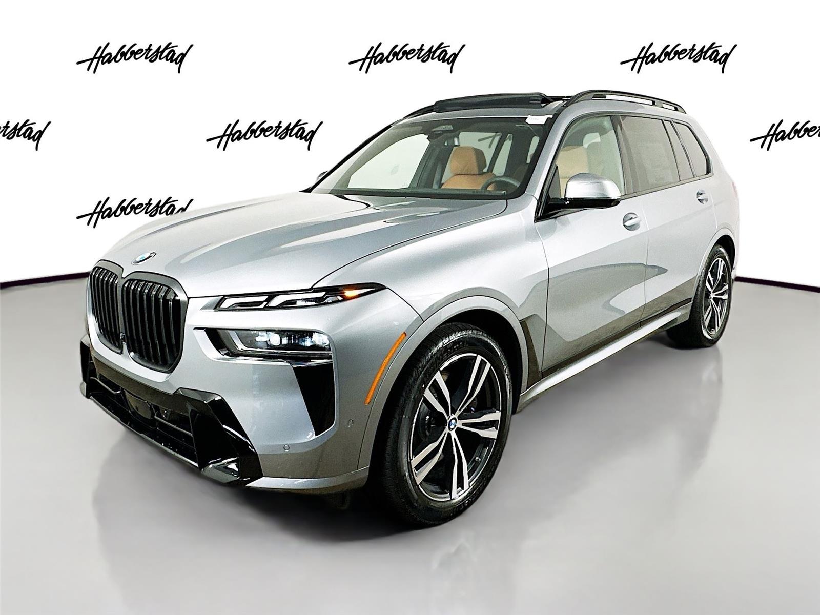 2026 BMW X7 40i's photo