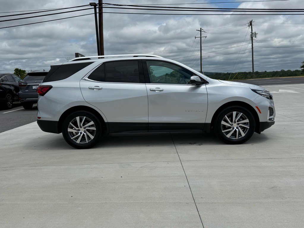 2022 Chevrolet Equinox Premier photo 3