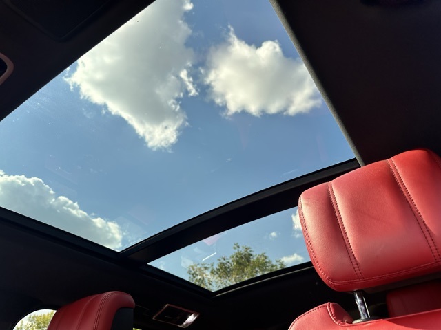 2019 Land Rover Range Rover Sport HST photo 14