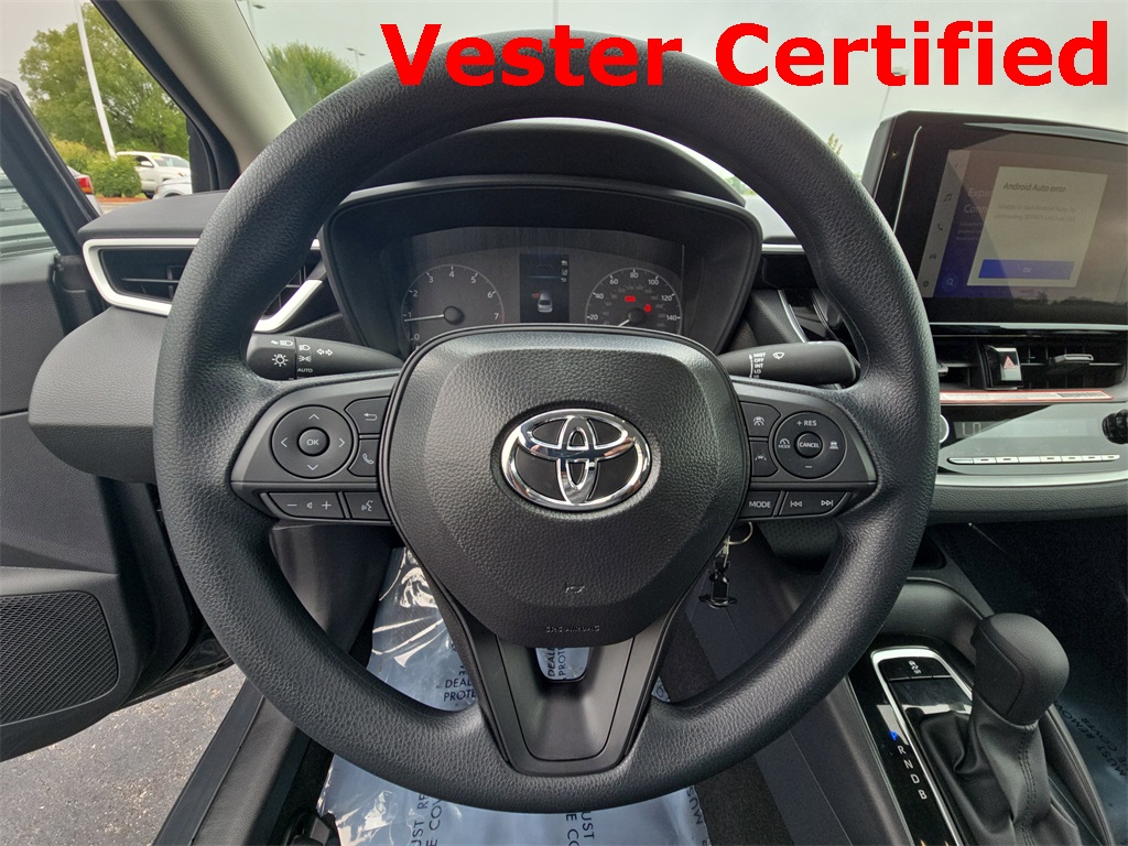 2025 Toyota Corolla LE photo 16