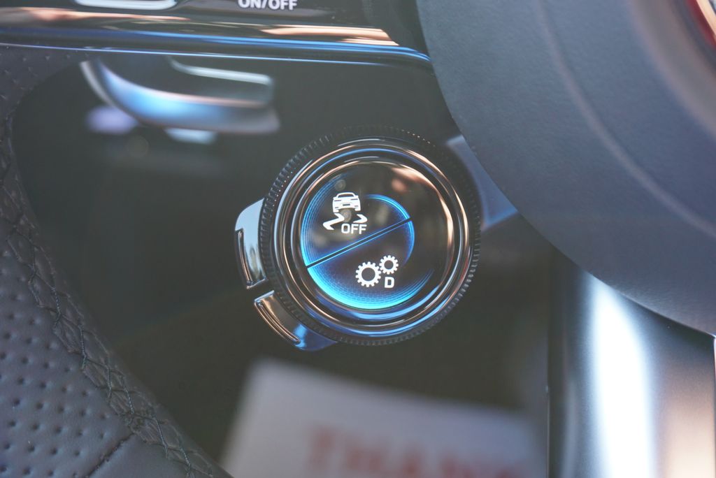 2026 Mercedes Benz CLE AMG 53 4MATIC photo 30
