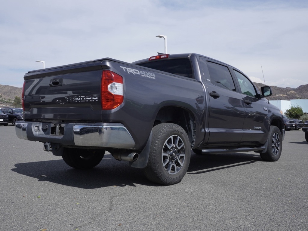 2017 Toyota Tundra TRD Off-Road photo 3