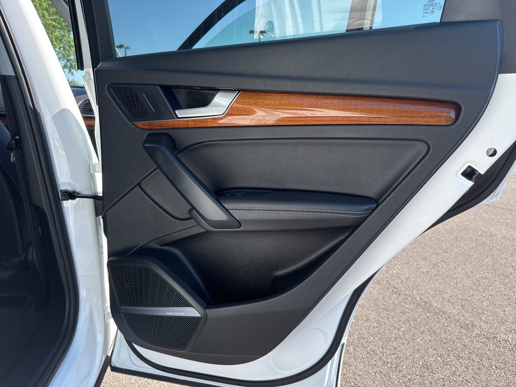 2023 Audi Q5 45 S line Premium photo 26
