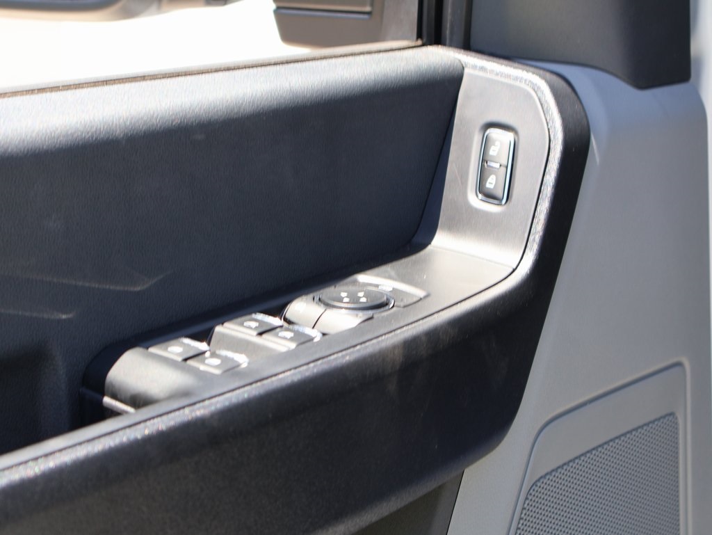 2025 Ford F-250 XL photo 18