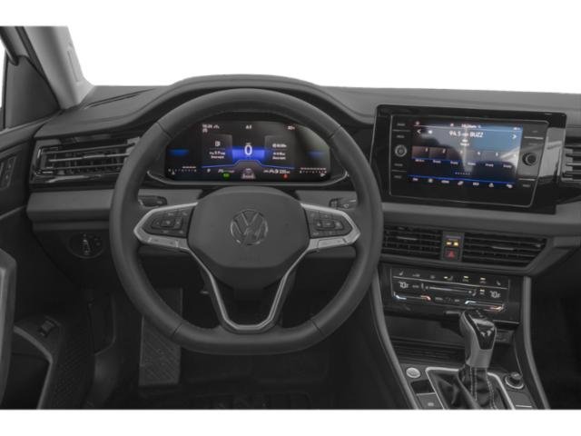 2025 Volkswagen Jetta SE photo 10