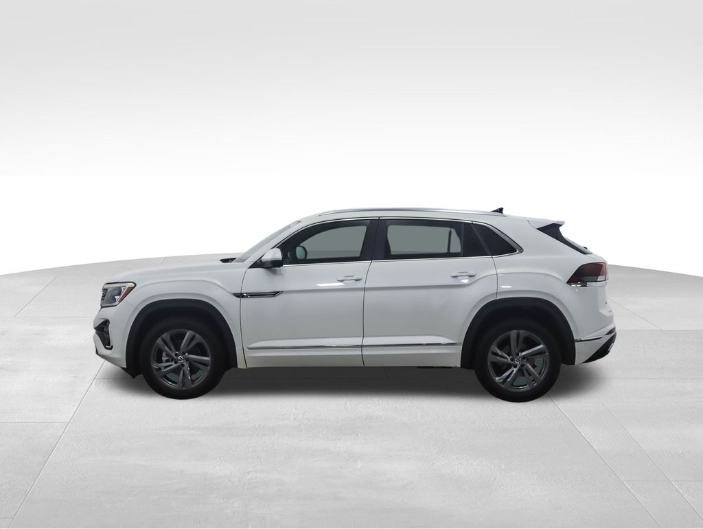 Used 2024 Volkswagen Atlas Cross Sport SEL R-LINE with VIN 1V2AE2CA4RC209788 for sale in Minneapolis, Minnesota