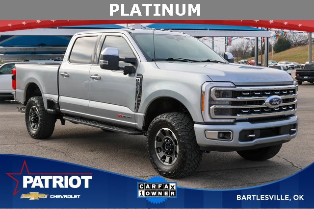 2023 Ford F-250 Super Duty Platinum's photo