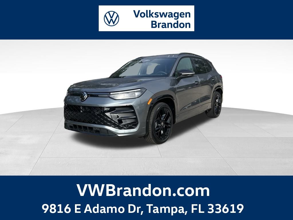 2026 Volkswagen Tiguan SE R-LINE BLACK's photo