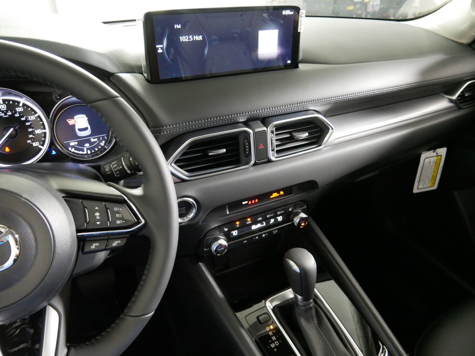 2025 Mazda CX-5 2.5 Select photo 3