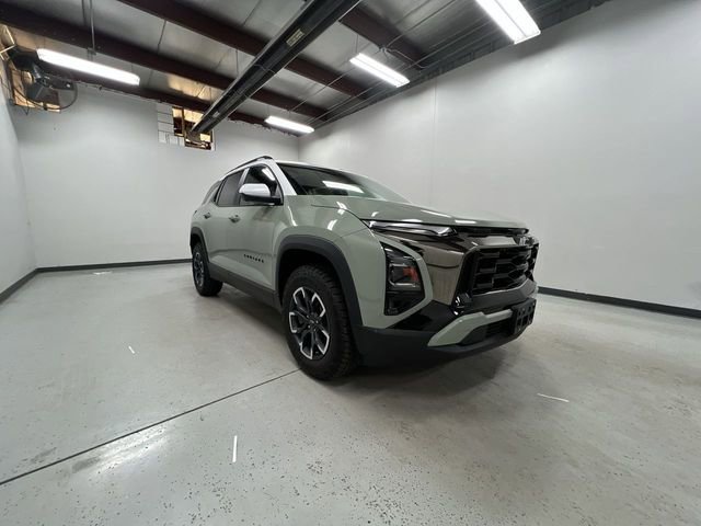 2026 Chevrolet Equinox ACTIV photo 2
