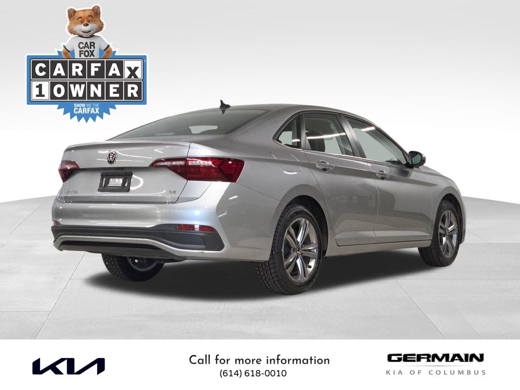 2022 Volkswagen Jetta 1.5T SE photo 5