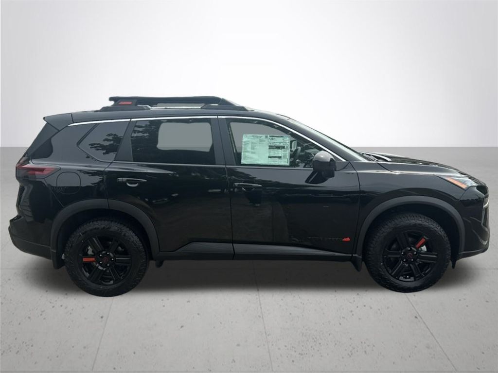 2026 Nissan Rogue SV photo 6