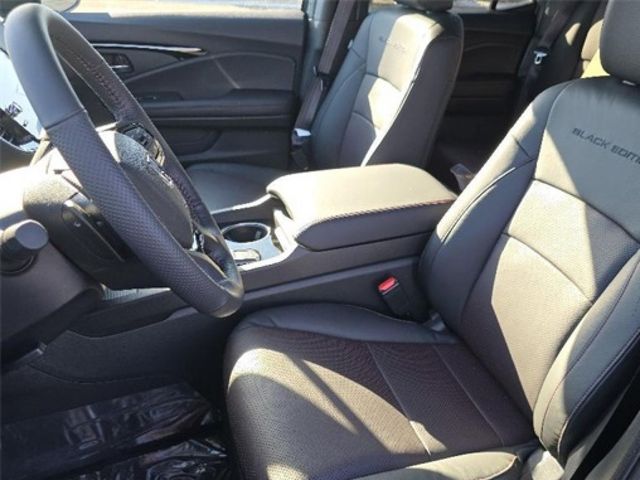2025 Honda Ridgeline Black Edition photo 30