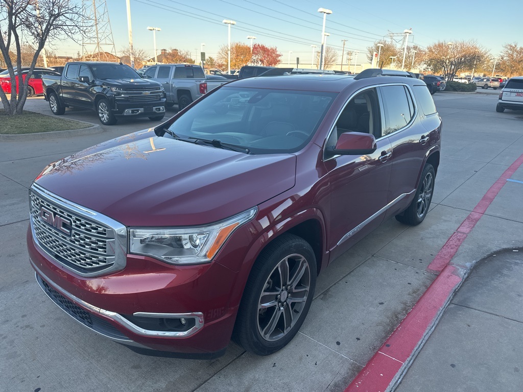 2019 GMC Acadia Denali's photo