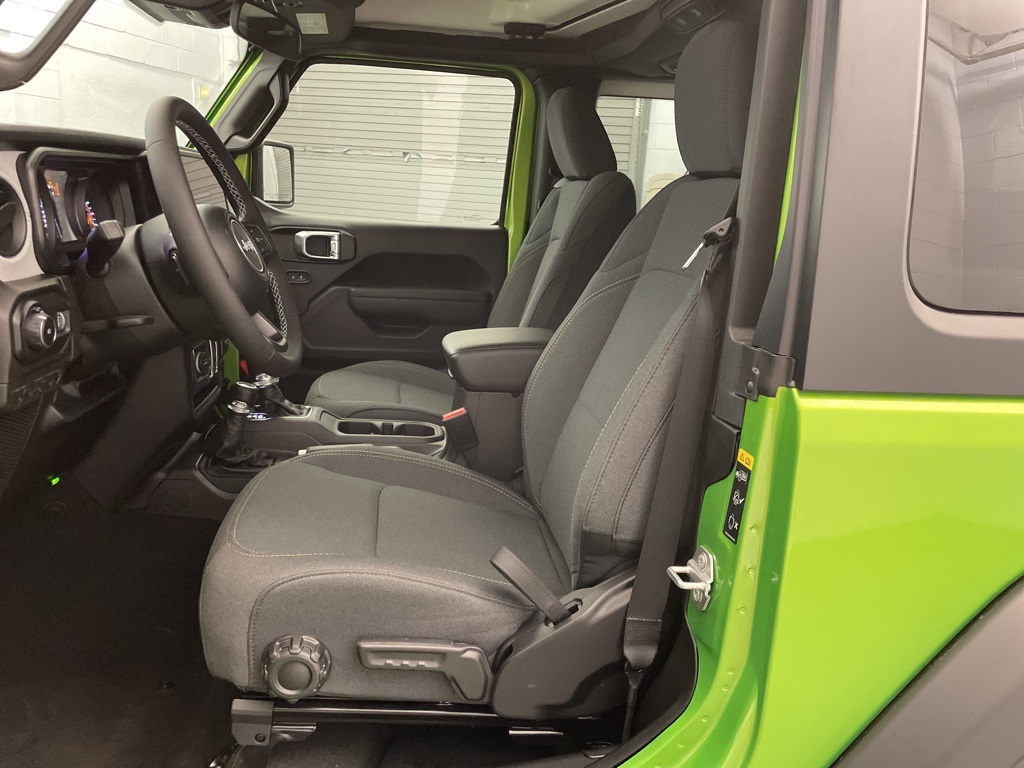 2025 Jeep Wrangler S photo 9