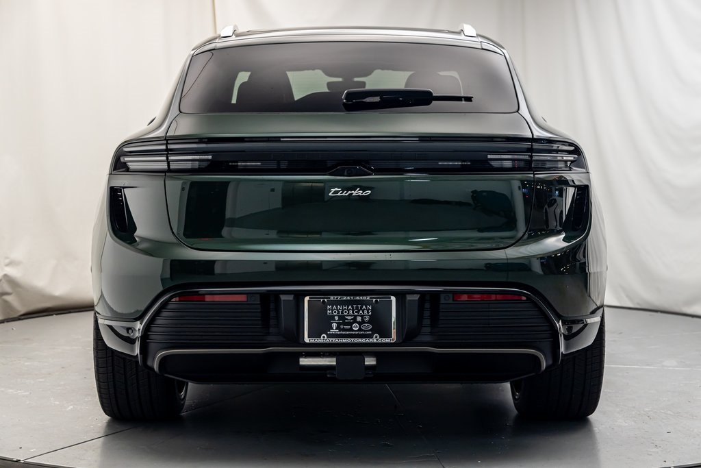 2024 Porsche Macan Electric Turbo photo 6