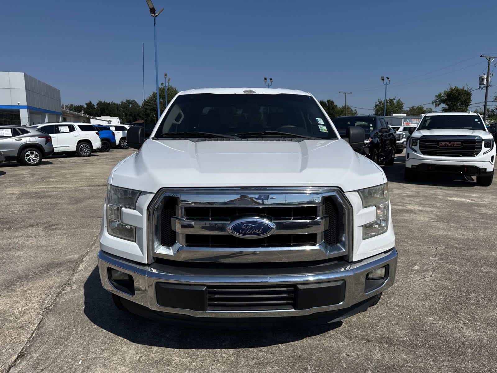 2015 Ford F-150 XLT photo 4
