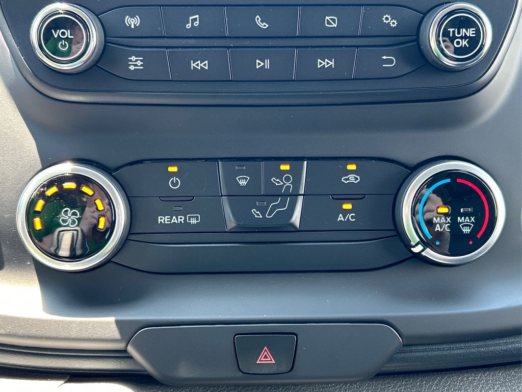 2025 Ford Transit photo 26