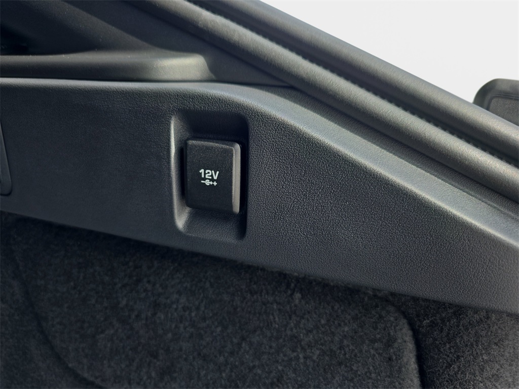 2024 Jaguar I-PACE HSE photo 12