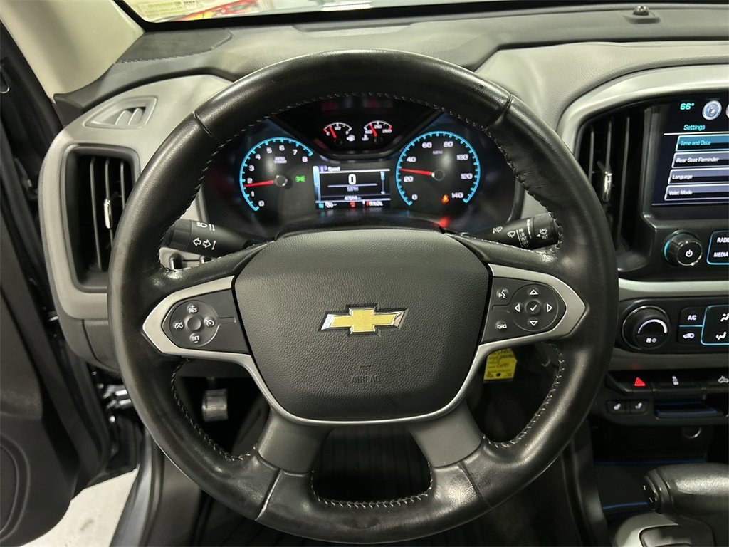 2018 Chevrolet Colorado LT photo 11