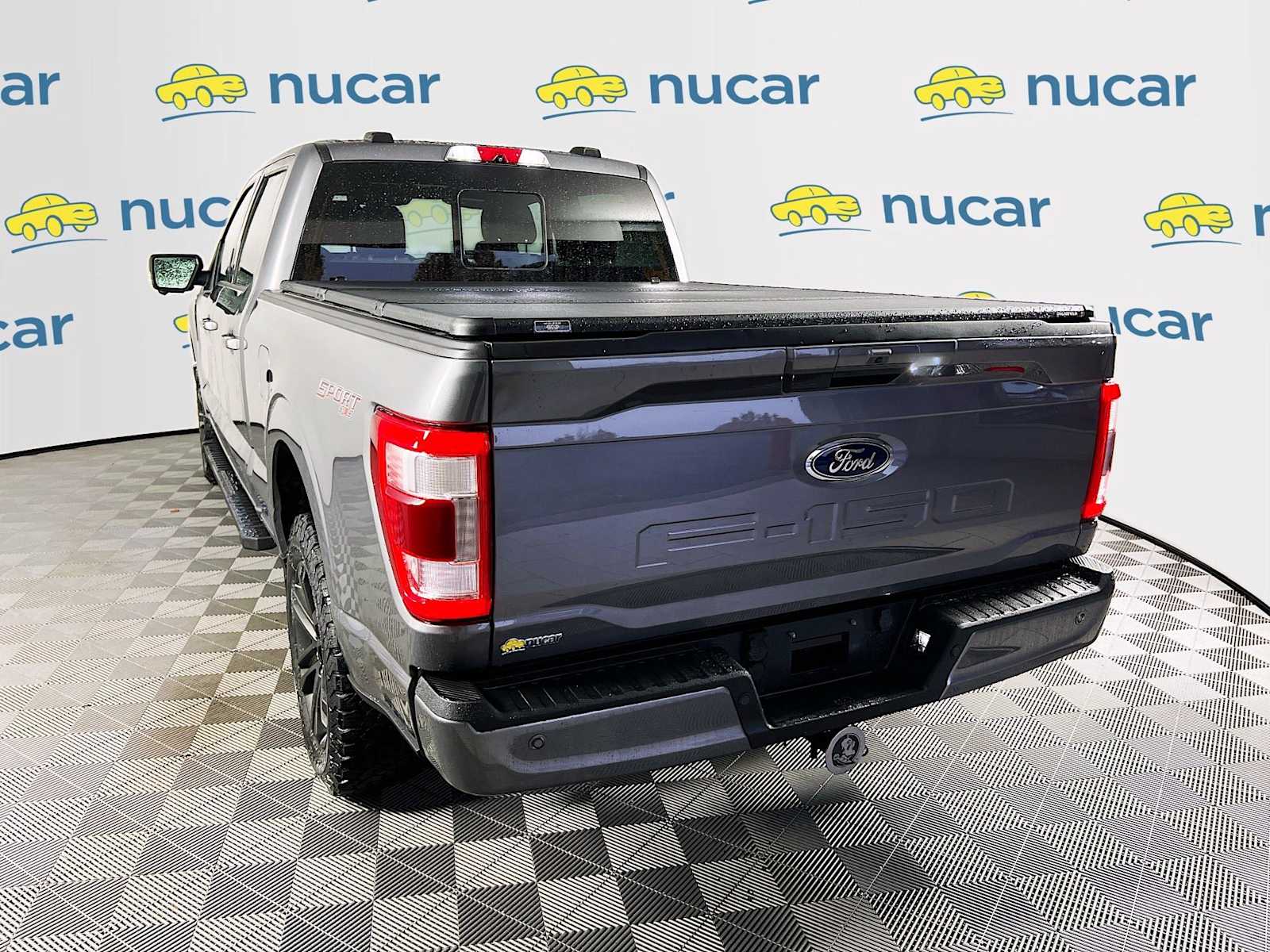 2021 Ford F-150 Lariat photo 2