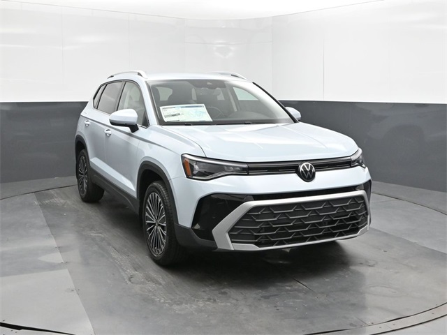 2025 Volkswagen Taos SE photo 19