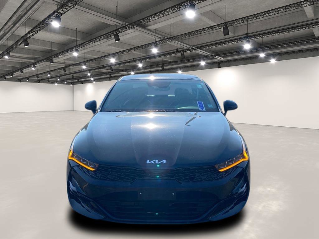 2023 Kia K5 GT-Line photo 2