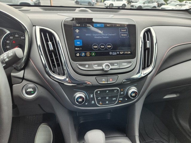 2024 Chevrolet Equinox RS photo 3